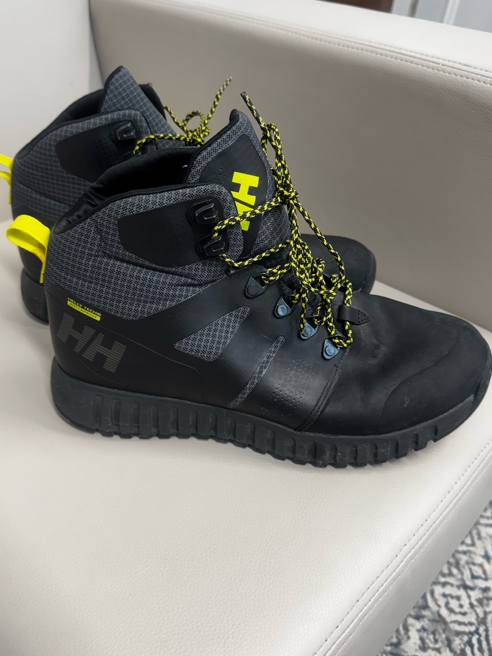 Helly Hansen Waterproof Trail hiking Boots, Size 10.5, HellyTech